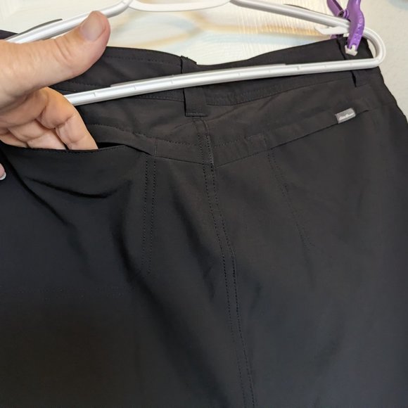 Eddie Bauer SkOrt | Black | 8 | Travel / Golf / Front & Back POCKETS | EUC - Picture 5 of 7